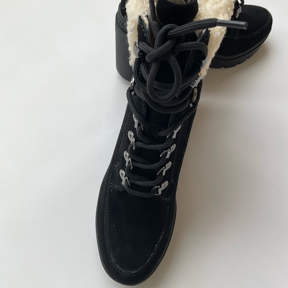 Guess Women’s Taanya Leather Wedge Booties Black Suede Size 8 - Picture 4 of 8